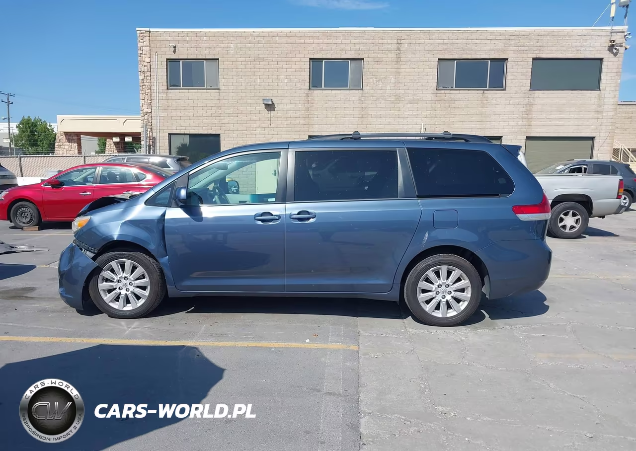 2013 Toyota Sienna Le 7 Passenger VIN:5TDJK3DC5DS069466 - 14