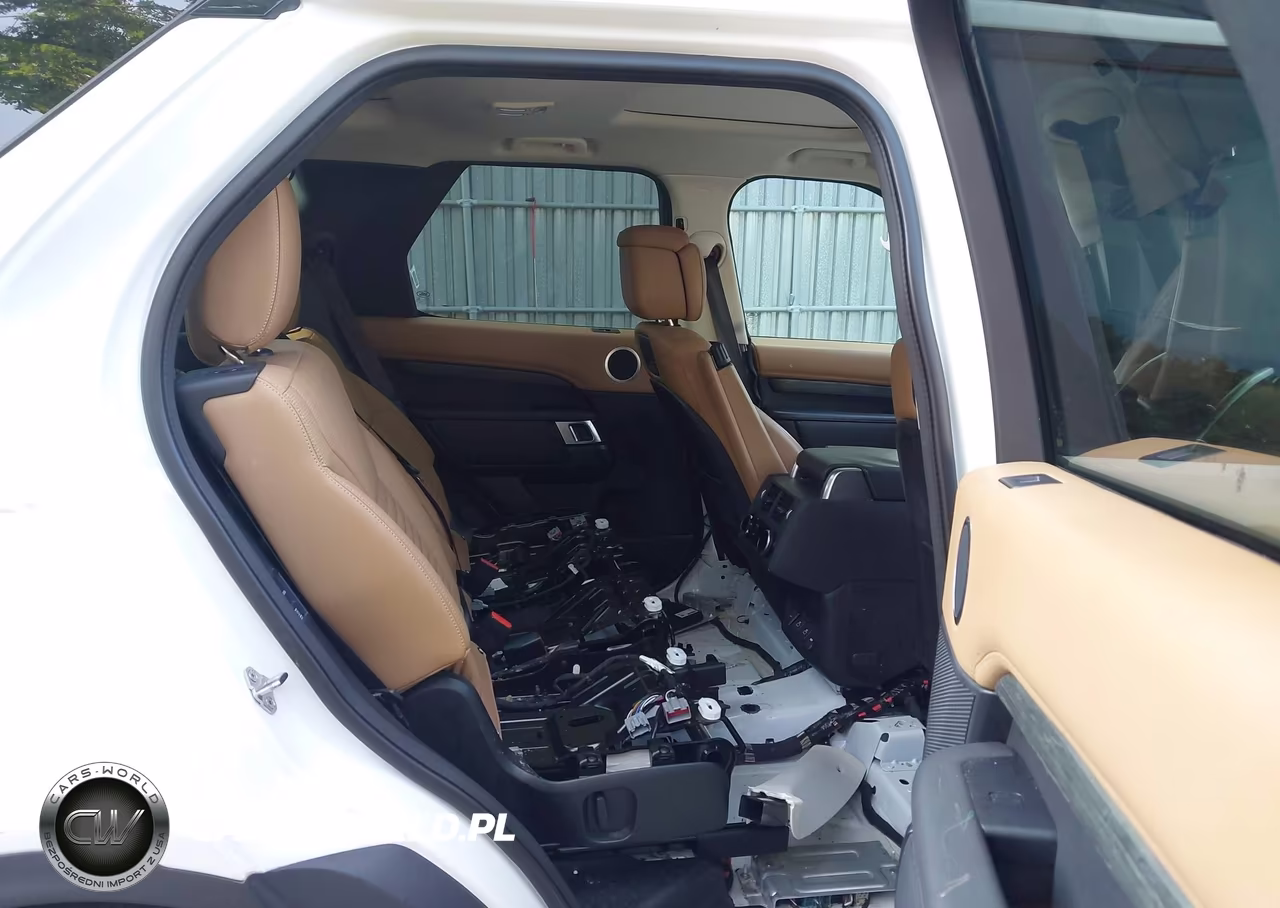 2022 Land Rover Discovery S VIN:SALRJ2EX2N2463770 - 8
