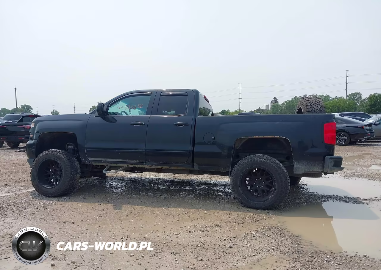 2018 Chevrolet Silverado 1500 2Lt VIN:1GCVKREC7JZ366204 - 15