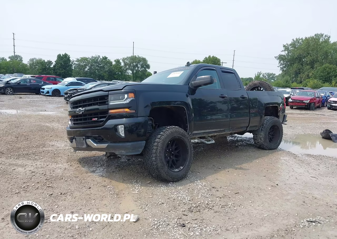 2018 Chevrolet Silverado 1500 2Lt VIN:1GCVKREC7JZ366204 - 2