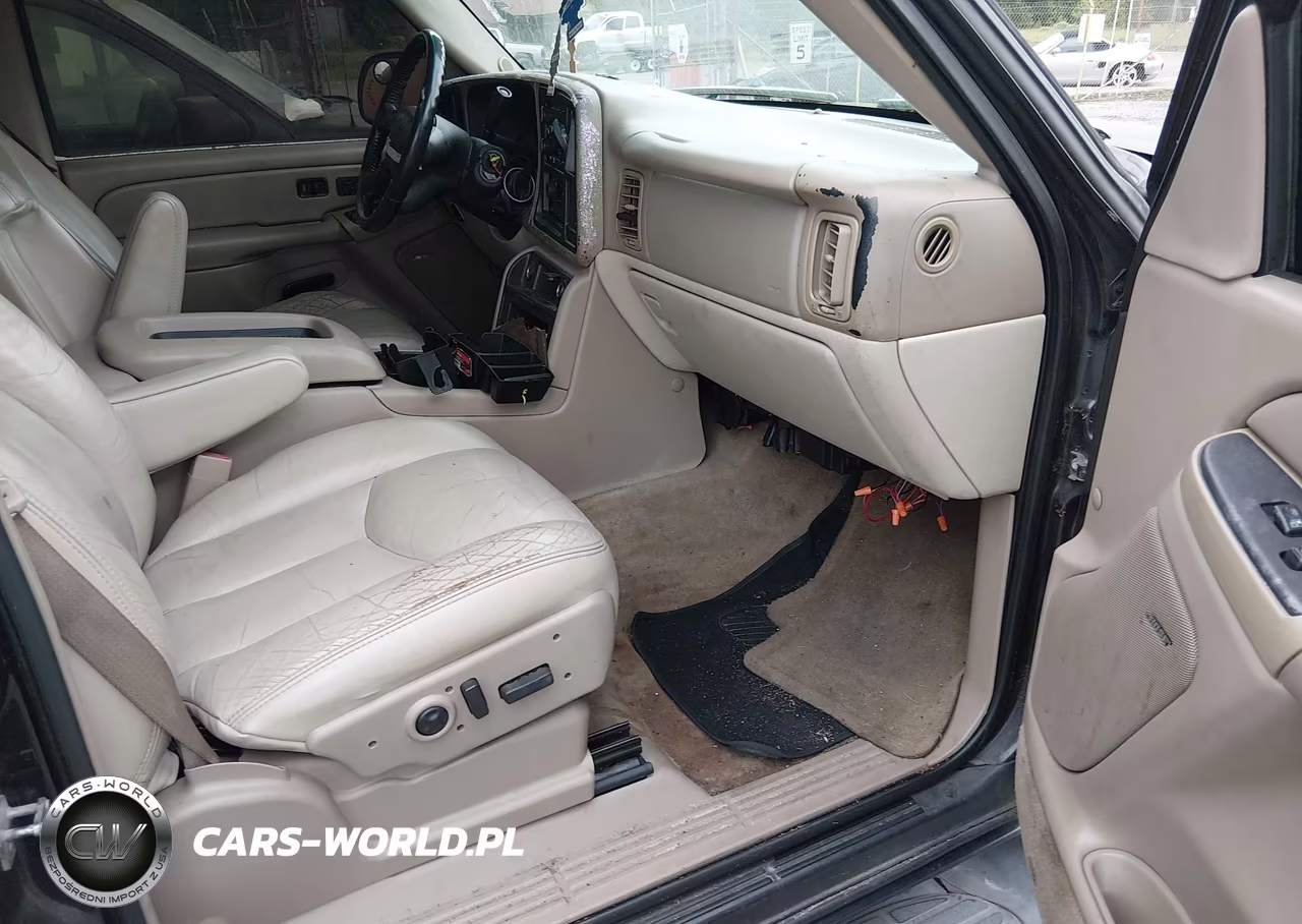 2005 Chevrolet Suburban 1500 Lt VIN:1GNEC16Z95R220627 - 5