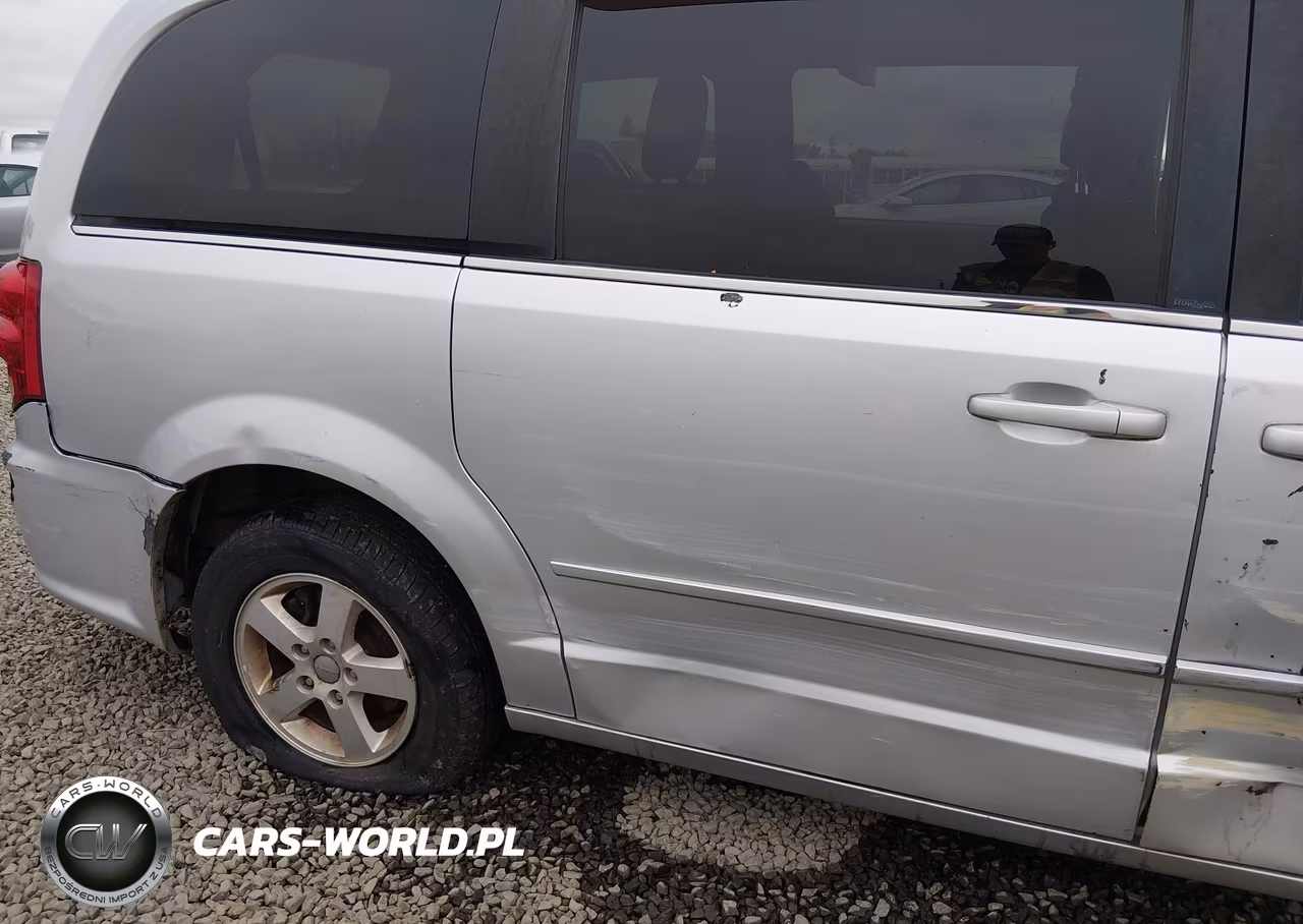 2011 Dodge Grand Caravan Crew VIN:2D4RN5DGXBR661351 - 14