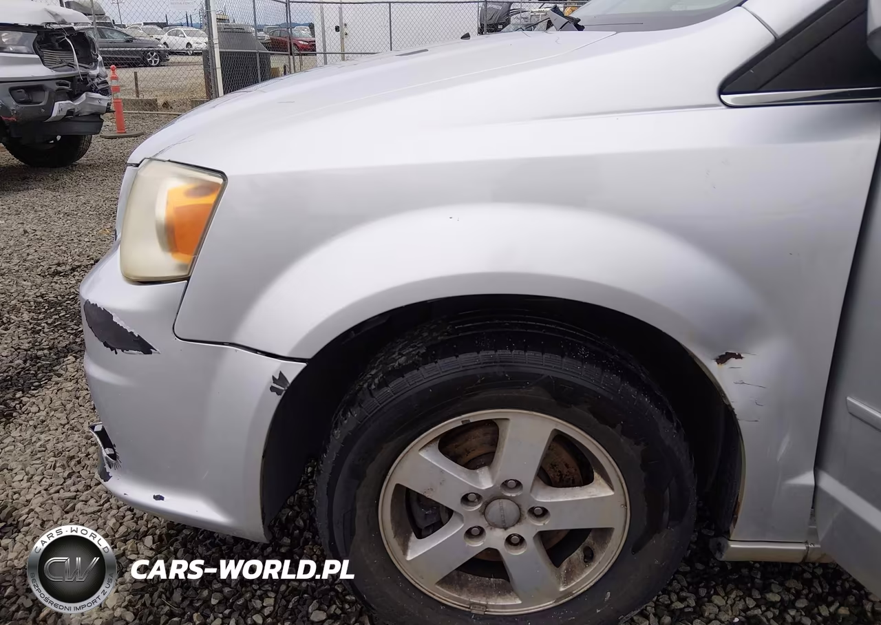 2011 Dodge Grand Caravan Crew VIN:2D4RN5DGXBR661351 - 16