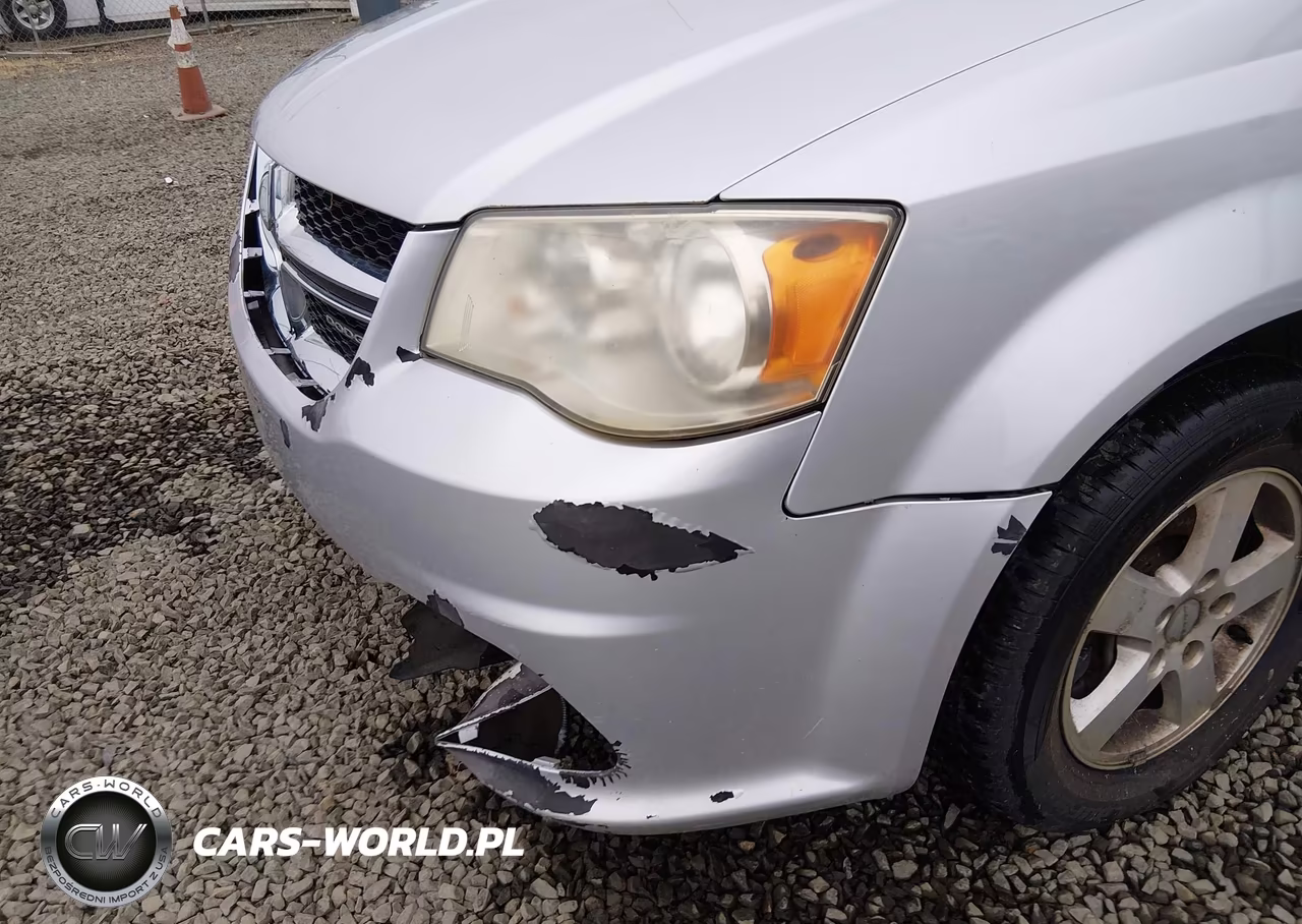 2011 Dodge Grand Caravan Crew VIN:2D4RN5DGXBR661351 - 17