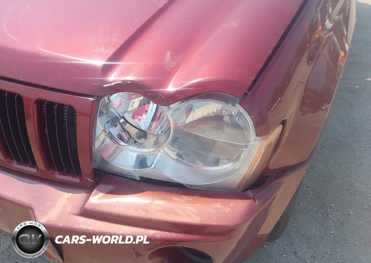 2007 Jeep Grand Cherokee Laredo VIN:1J8GR48K87C582030 - 6
