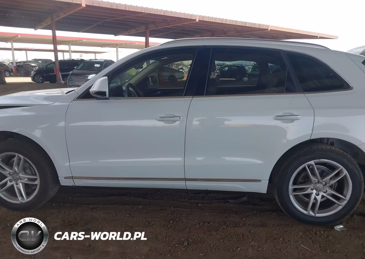 2015 Audi Q5 2.0T Premium VIN:WA1LFAFP1FA130176 - 14