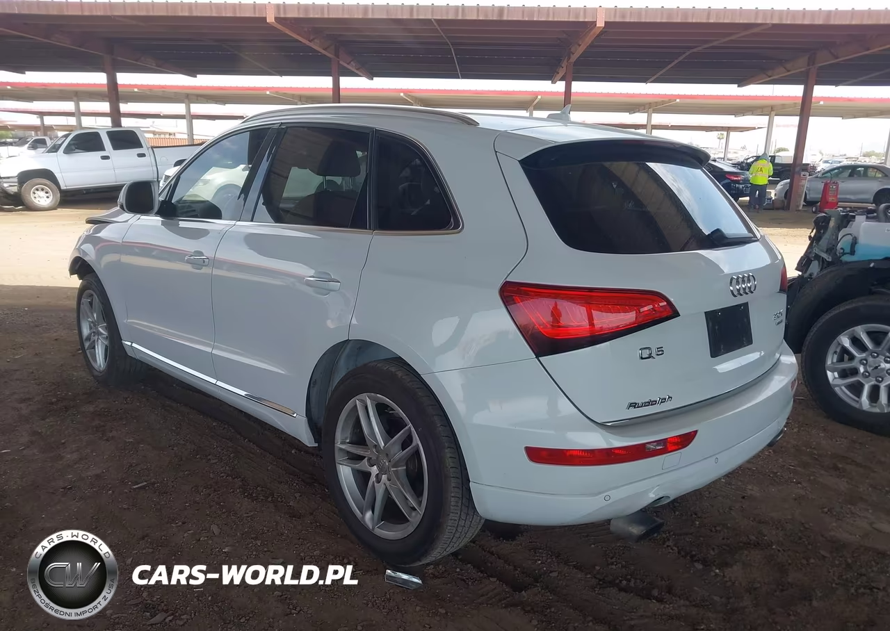 2015 Audi Q5 2.0T Premium VIN:WA1LFAFP1FA130176 - 3