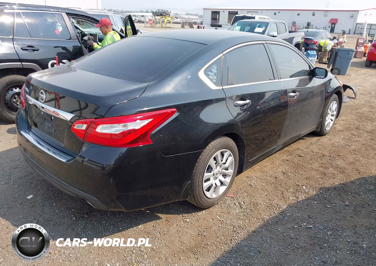 2016 Nissan Altima 2.5 S VIN:1N4AL3AP2GC196711 - 4