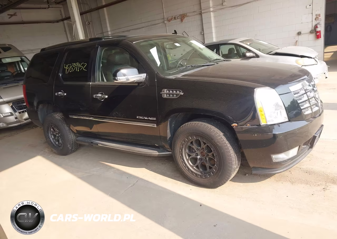 2013 Cadillac Escalade Luxury VIN:1GYS4BEFXDR243929 - 1