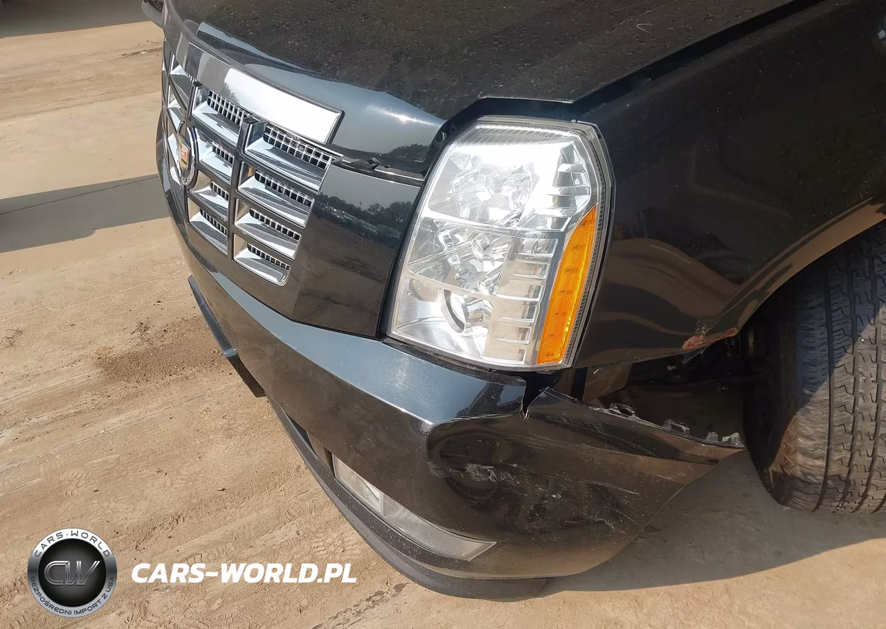 2013 Cadillac Escalade Luxury VIN:1GYS4BEFXDR243929 - 6