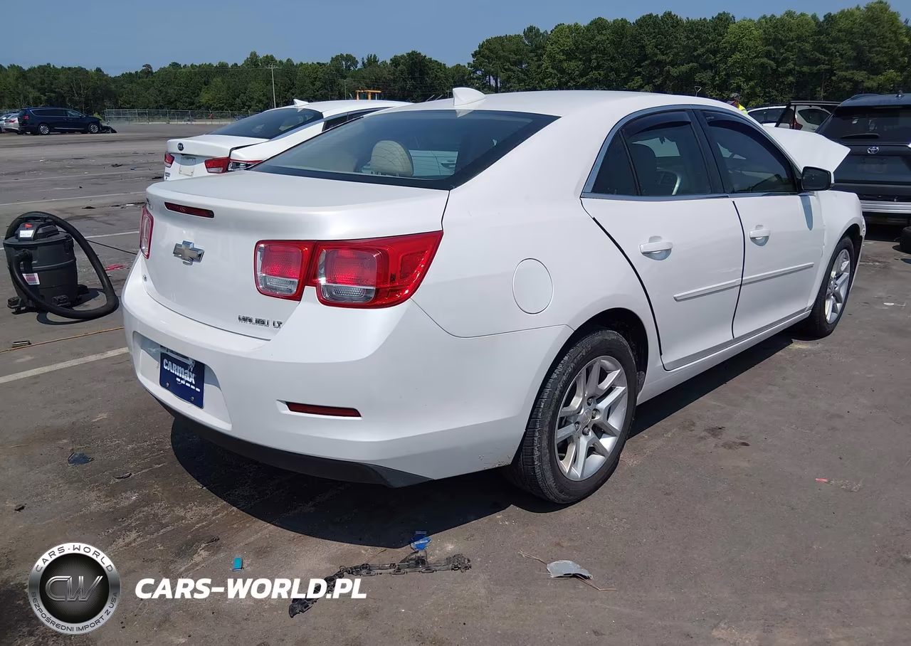2015 Chevrolet Malibu 1Lt VIN:1G11C5SL7FF160178 - 4