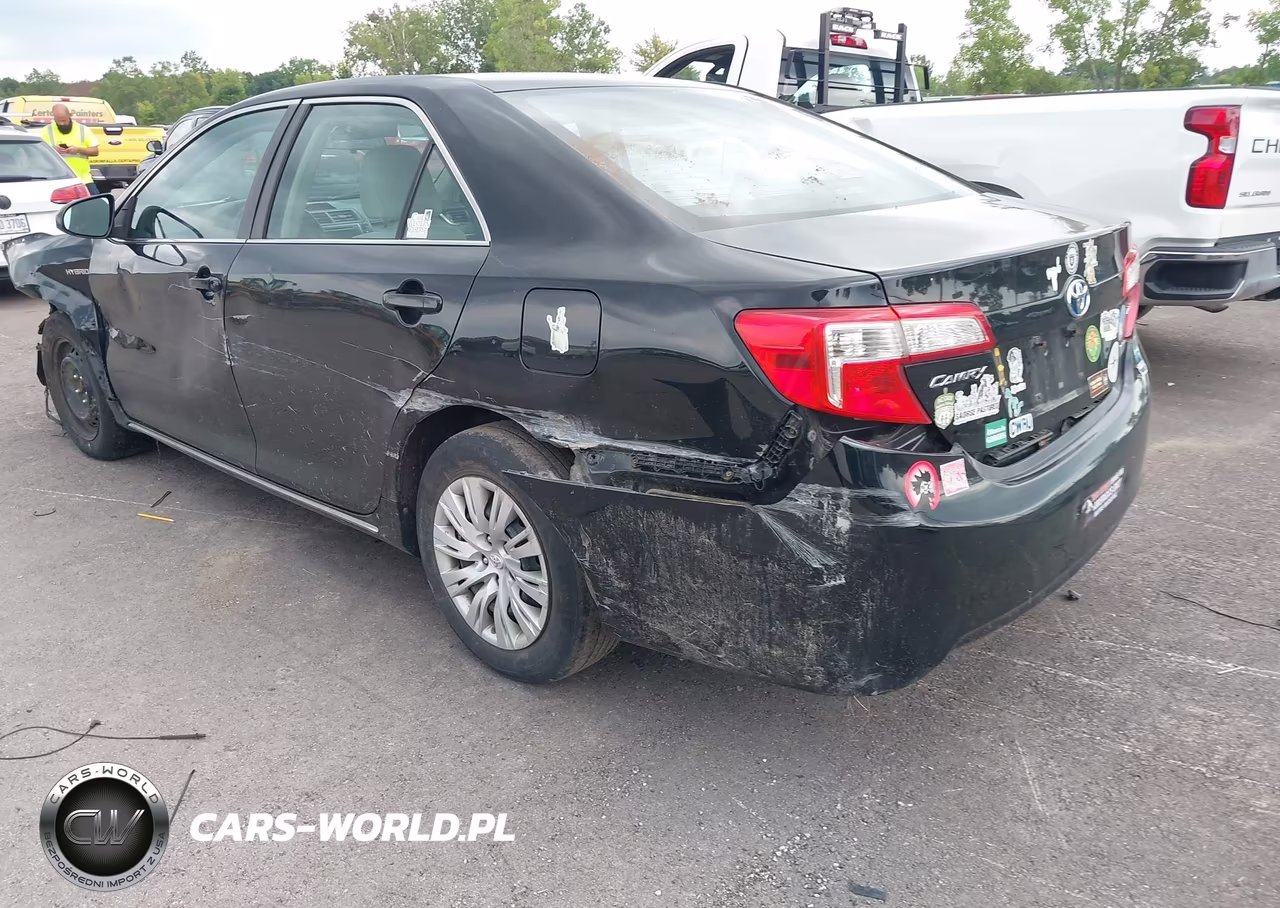 2013 Toyota Camry Hybrid Le VIN:4T1BD1FK7DU070925 - 3