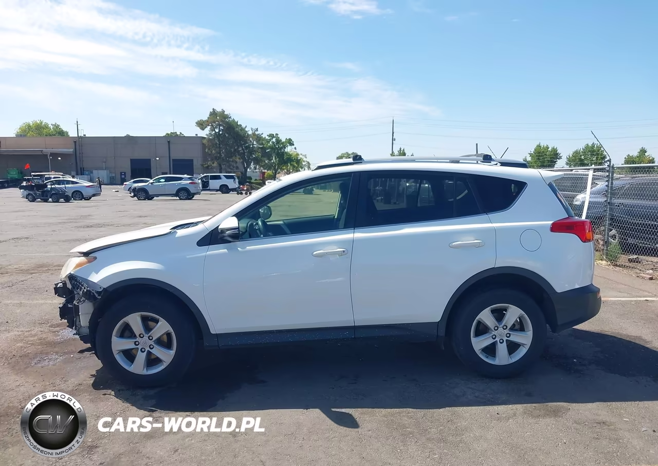 2013 Toyota Rav4 Xle VIN:JTMRFREV8DD031400 - 14