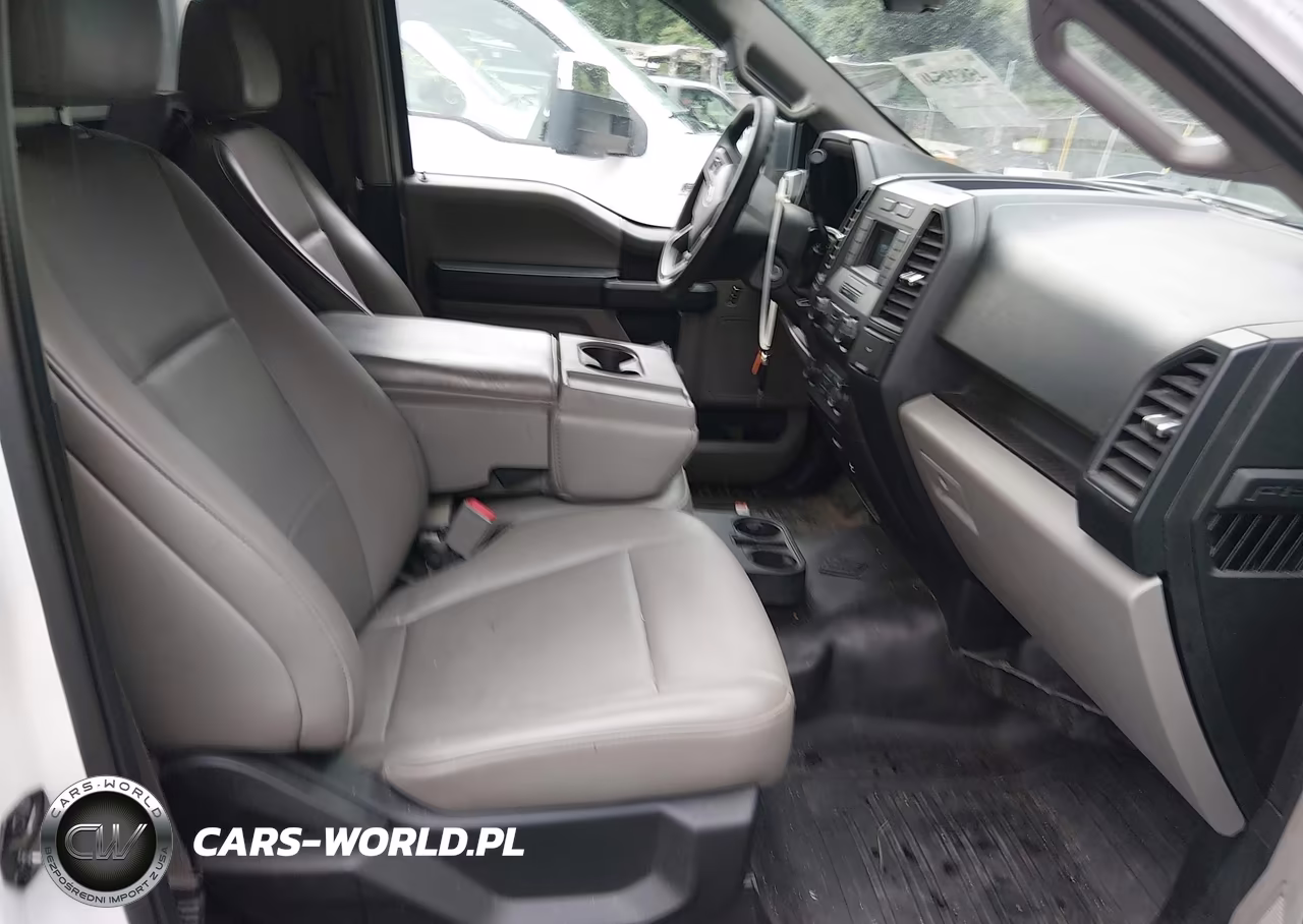 2019 Ford F-150 Xl VIN:1FTMF1CB8KKD10570 - 5