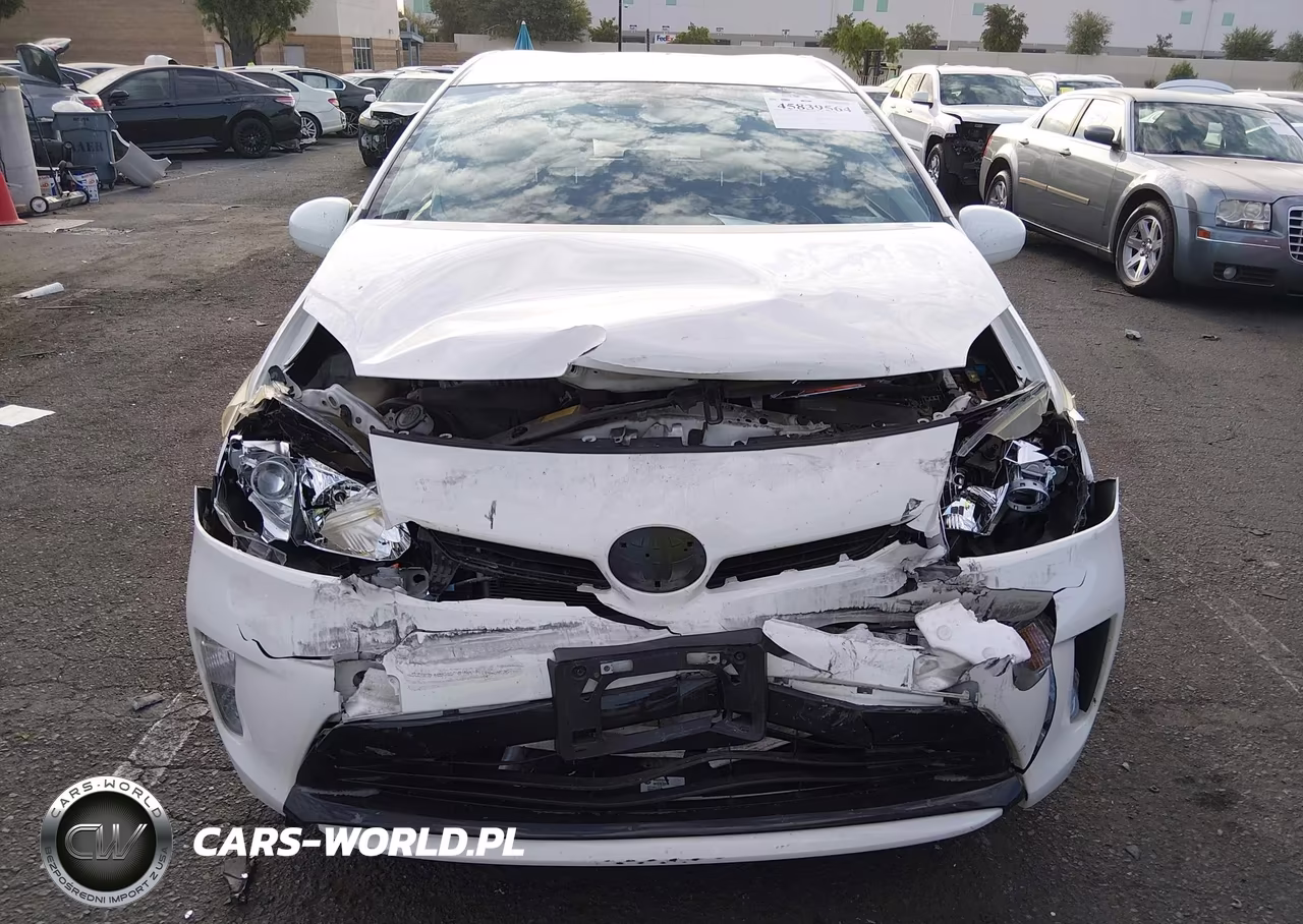 2013 Toyota Prius Two VIN:JTDKN3DU0D5621174 - 12