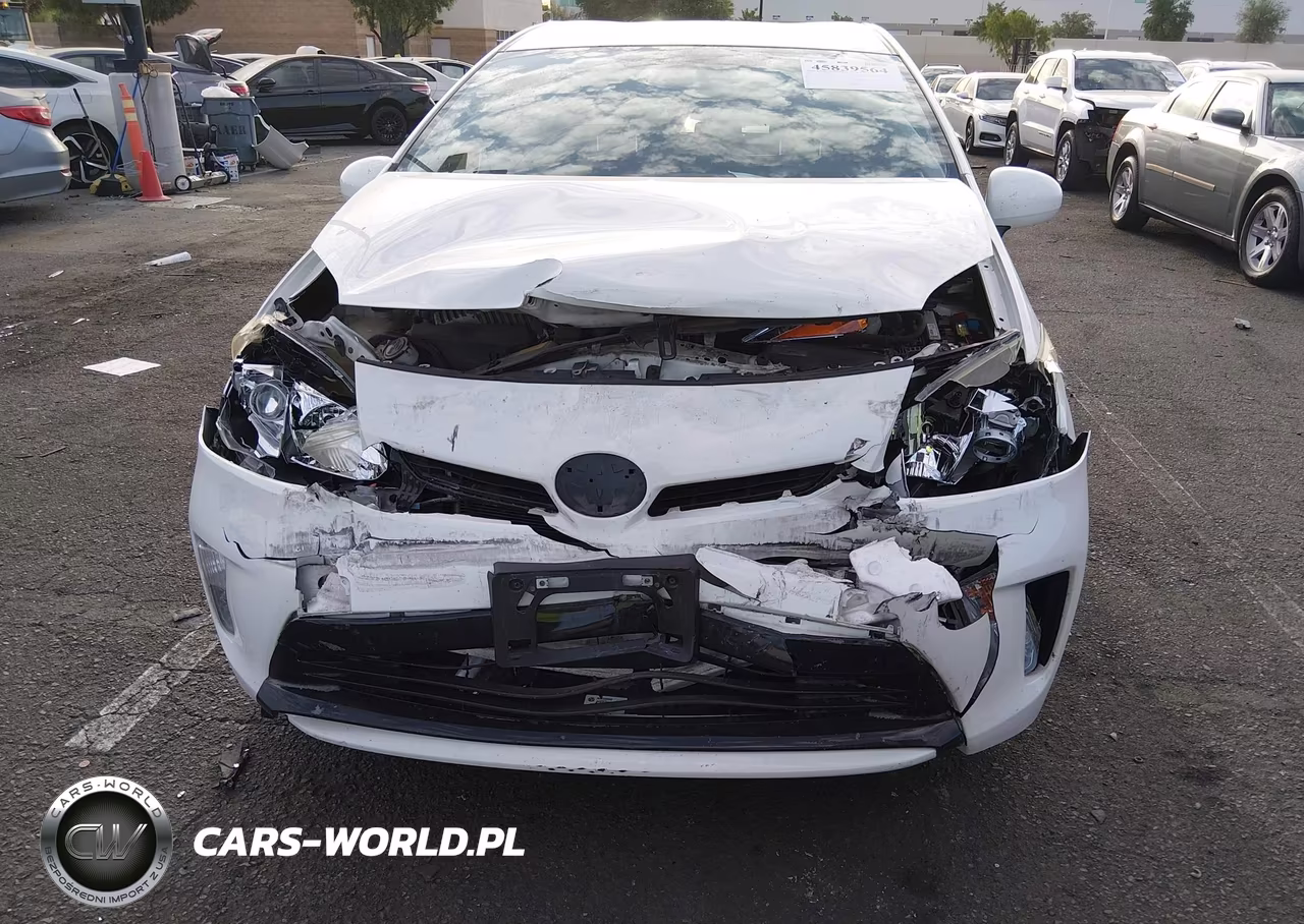 2013 Toyota Prius Two VIN:JTDKN3DU0D5621174 - 6