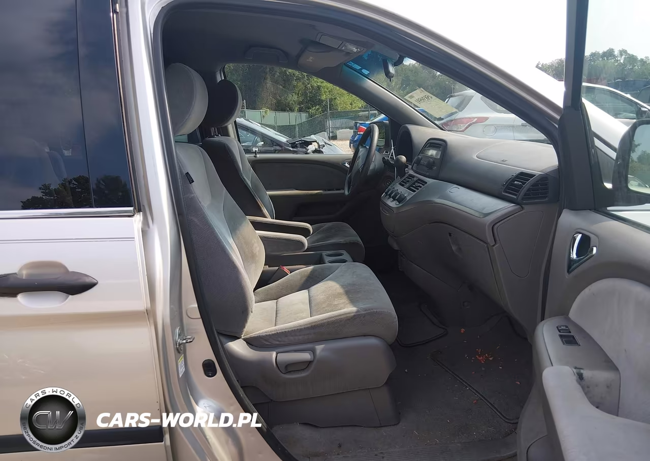 2008 Honda Odyssey Lx VIN:5FNRL38248B045123 - 5