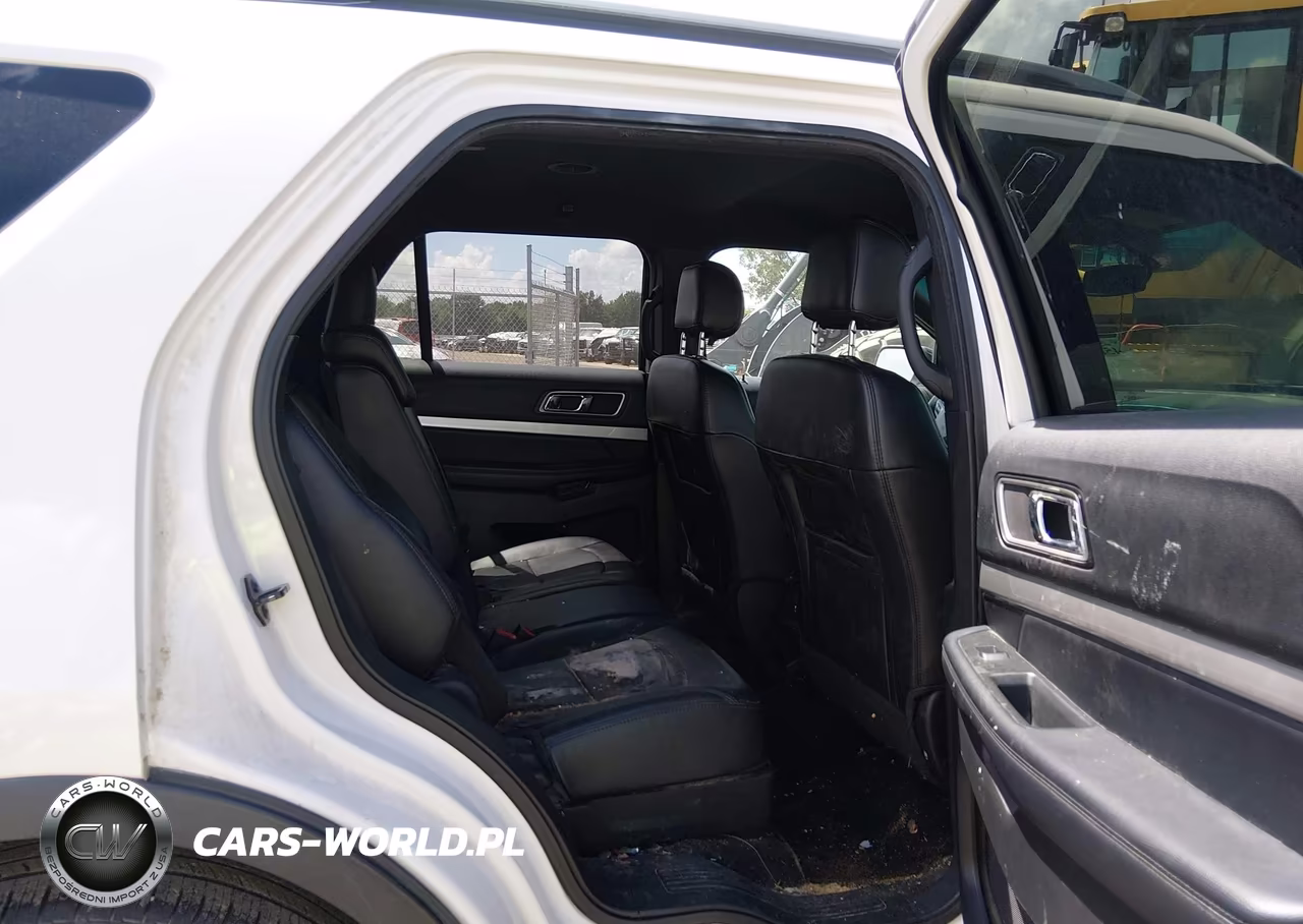 2017 Ford Explorer Xlt VIN:1FM5K7D85HGB37751 - 8