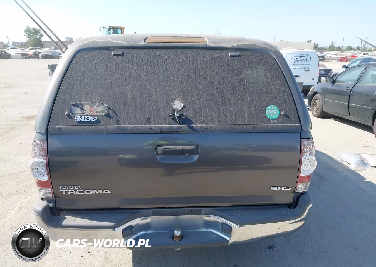 2010 Toyota Tacoma VIN:5TETX4CN5AZ724243 - 16