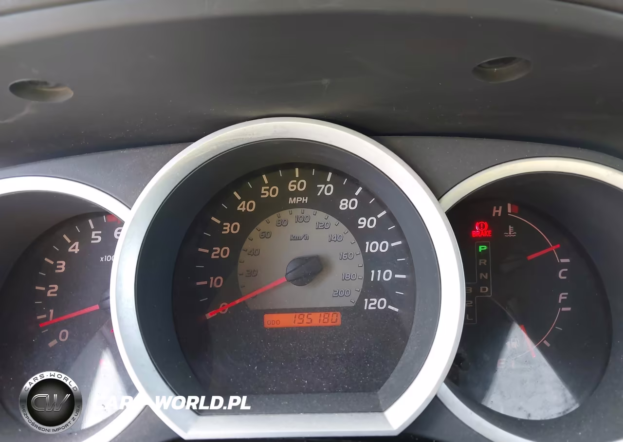 2010 Toyota Tacoma VIN:5TETX4CN5AZ724243 - 7