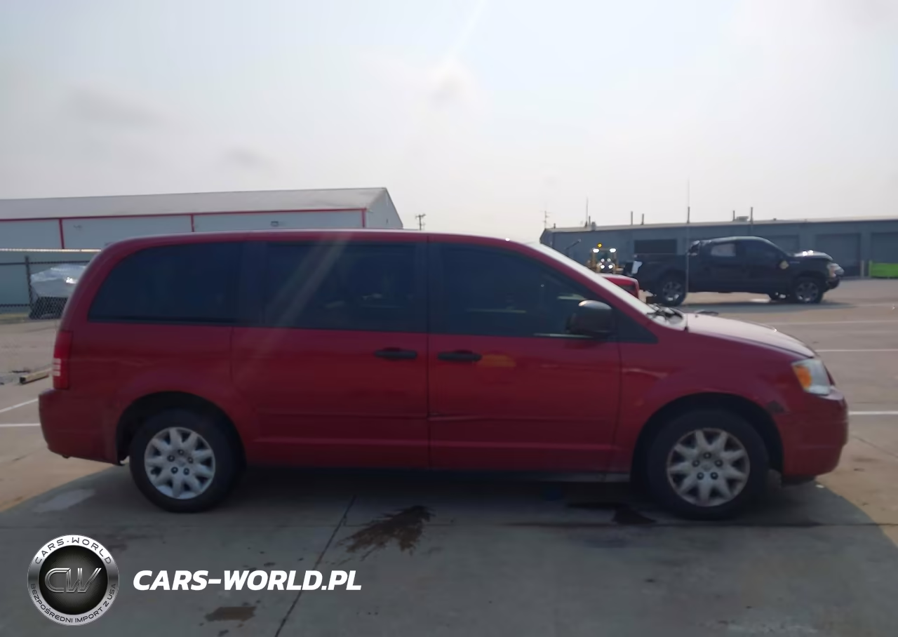 2008 Chrysler Town & Country Lx VIN:2A8HR44H88R842093 - 13