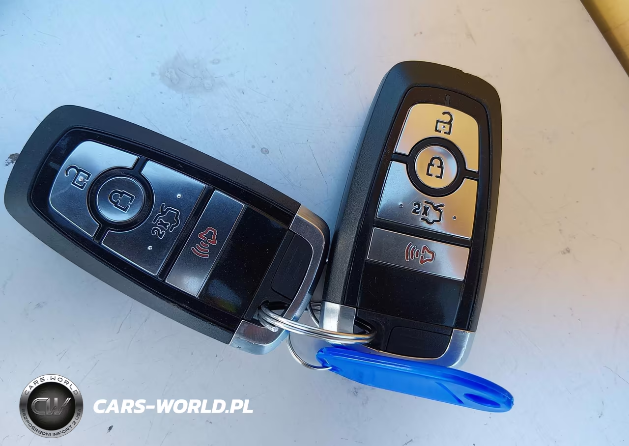 2018 Ford Fusion Hybrid S VIN:3FA6P0UU6JR254645 - 11