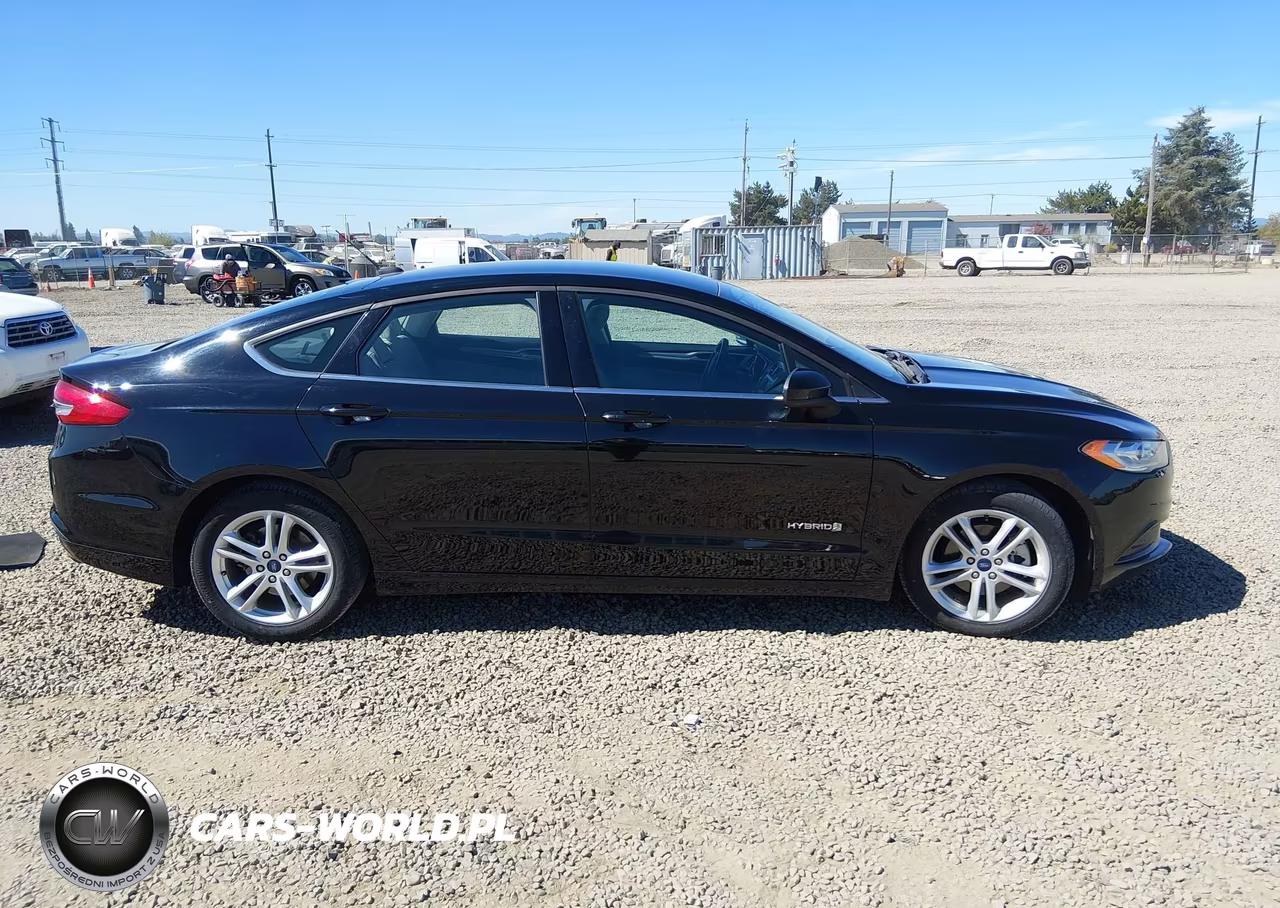 2018 Ford Fusion Hybrid S VIN:3FA6P0UU6JR254645 - 17