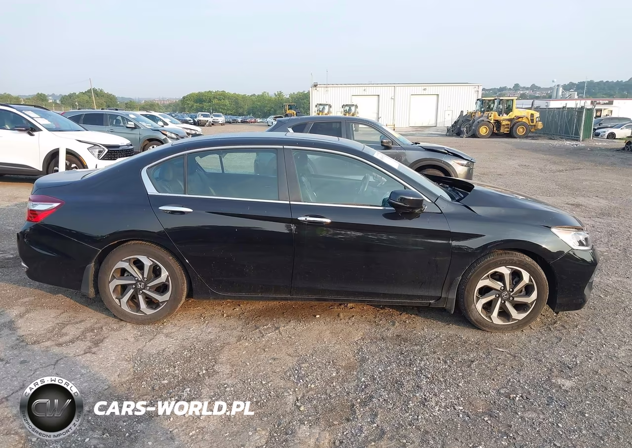 2017 Honda Accord Ex-L VIN:1HGCR2F9XHA245593 - 13