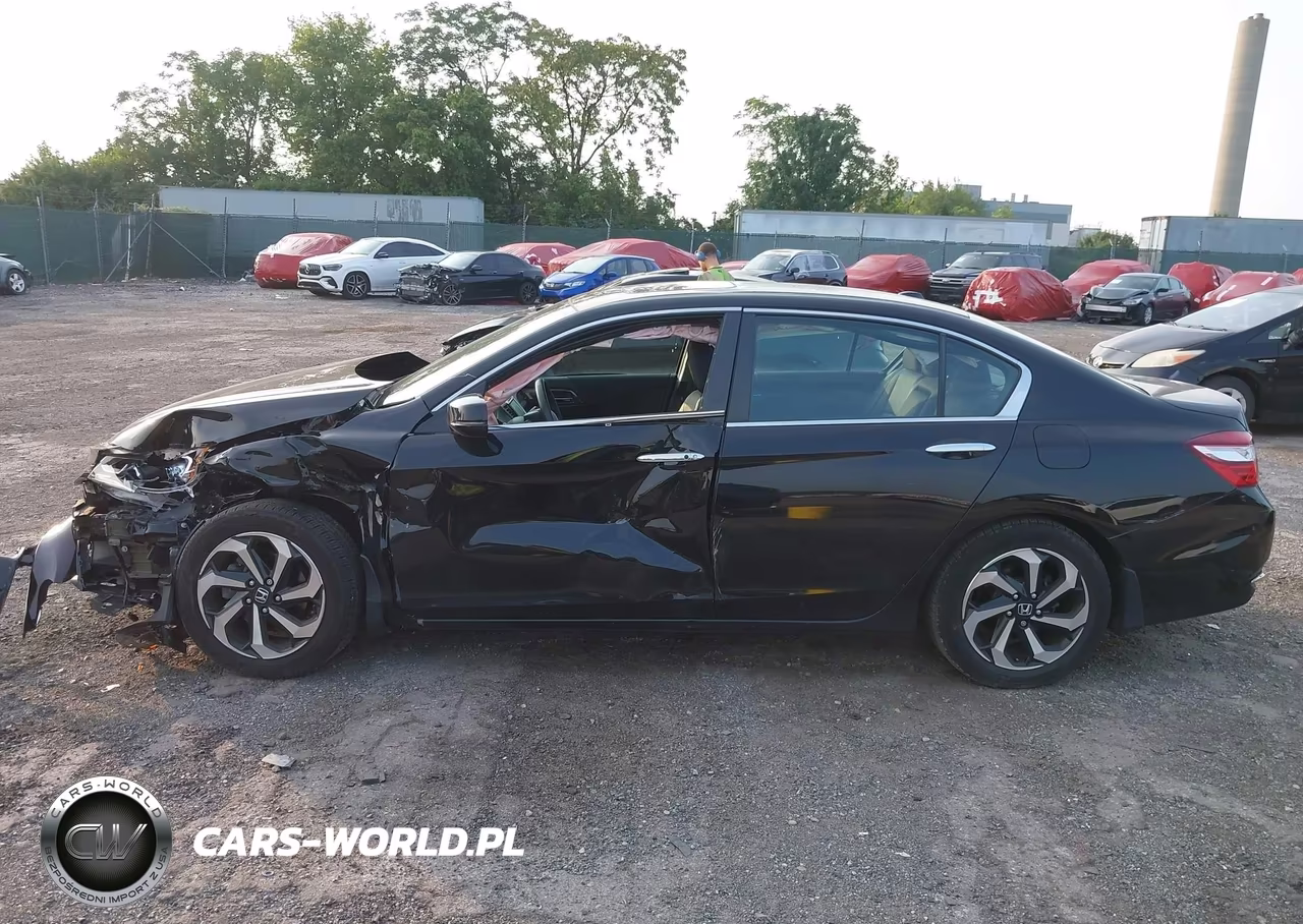 2017 Honda Accord Ex-L VIN:1HGCR2F9XHA245593 - 14