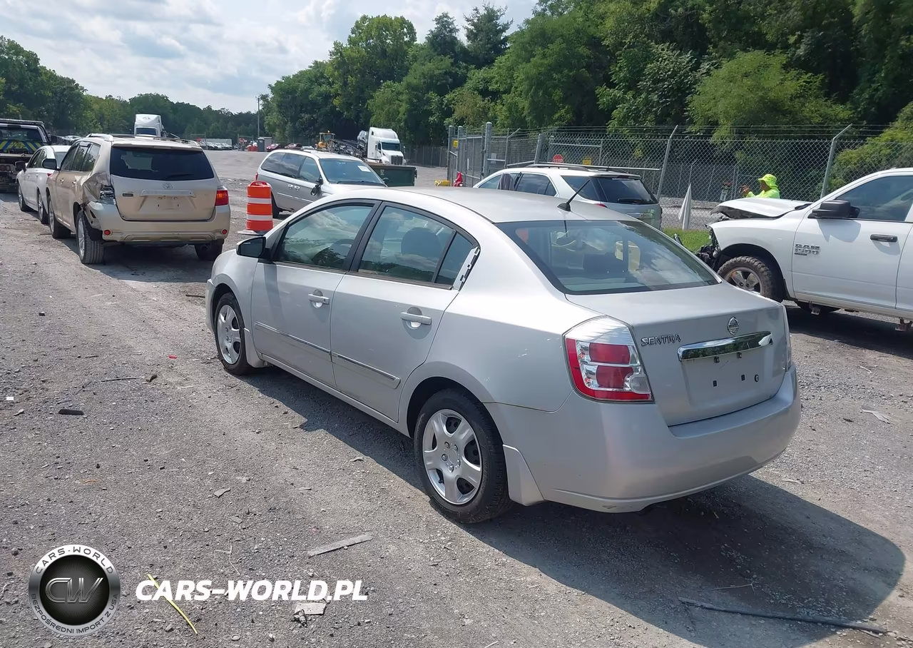 2010 Nissan Sentra 2.0S VIN:3N1AB6APXAL609777 - 3