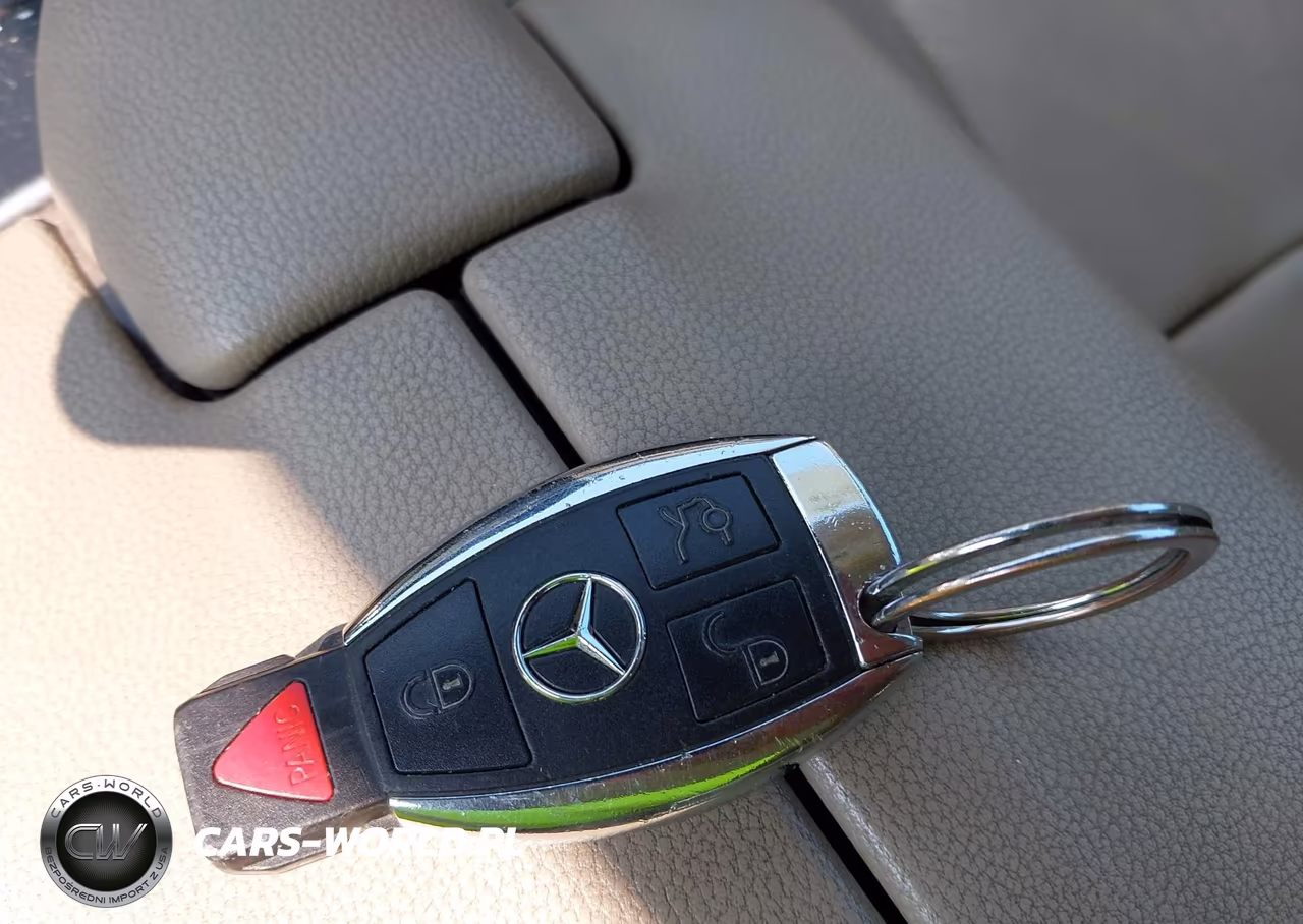 2011 Mercedes-Benz E 350 4Matic VIN:WDDHF8HB5BA389999 - 11