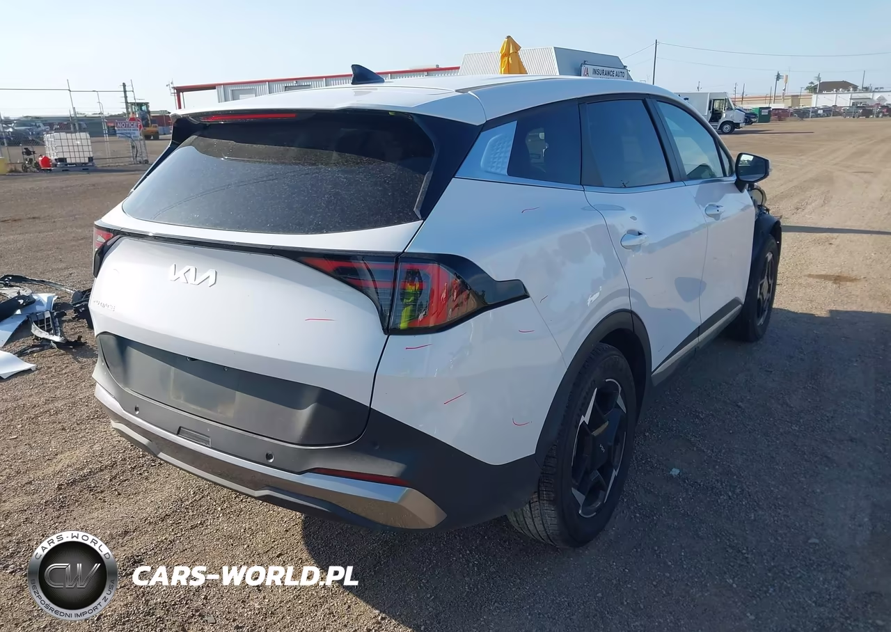 2026 Kia Sportage Ex VIN:5XYK33DF4TG348446 - 4