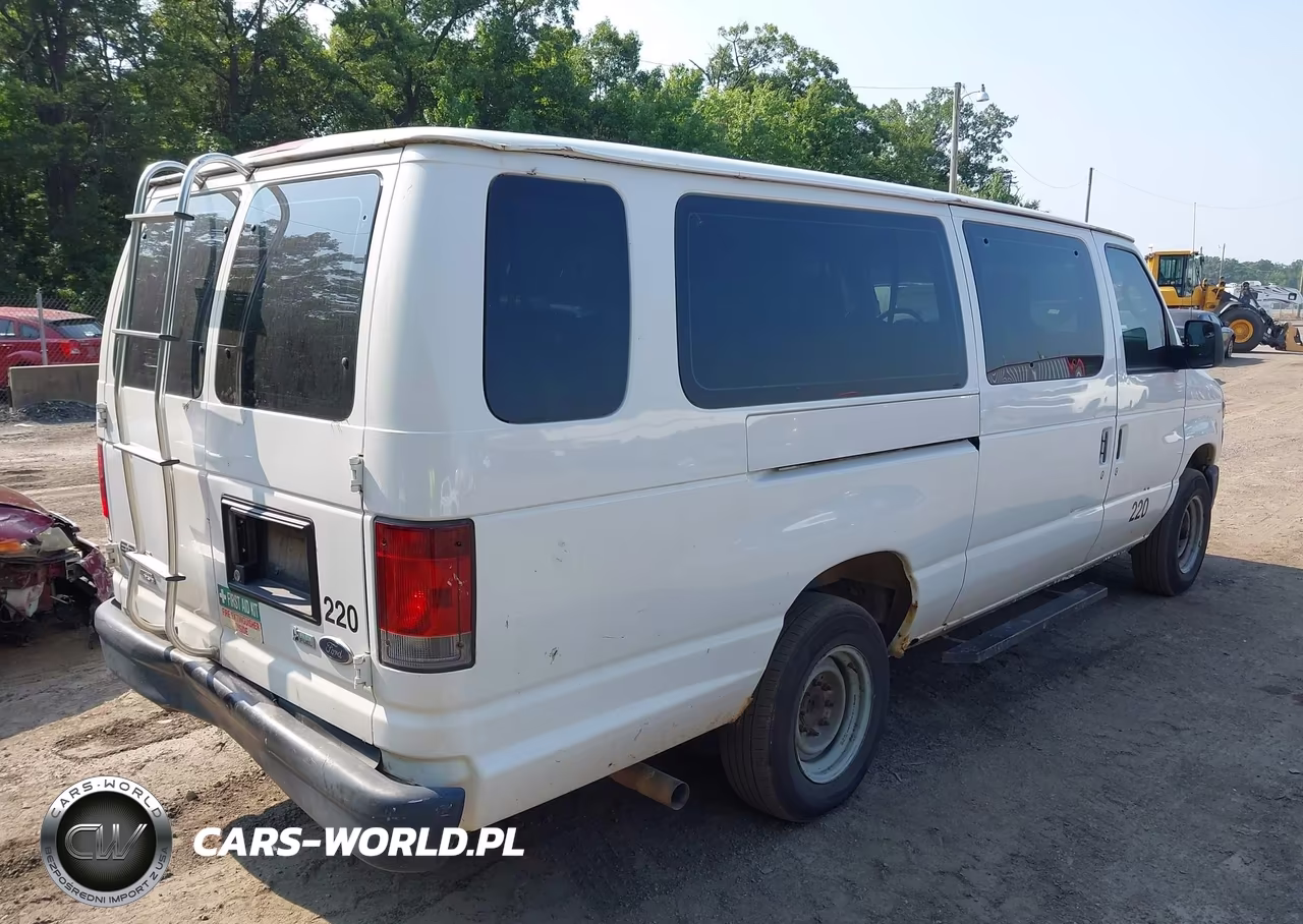 2011 Ford E-350 Super Duty Xl VIN:1FBSS3BL8BDA60815 - 4