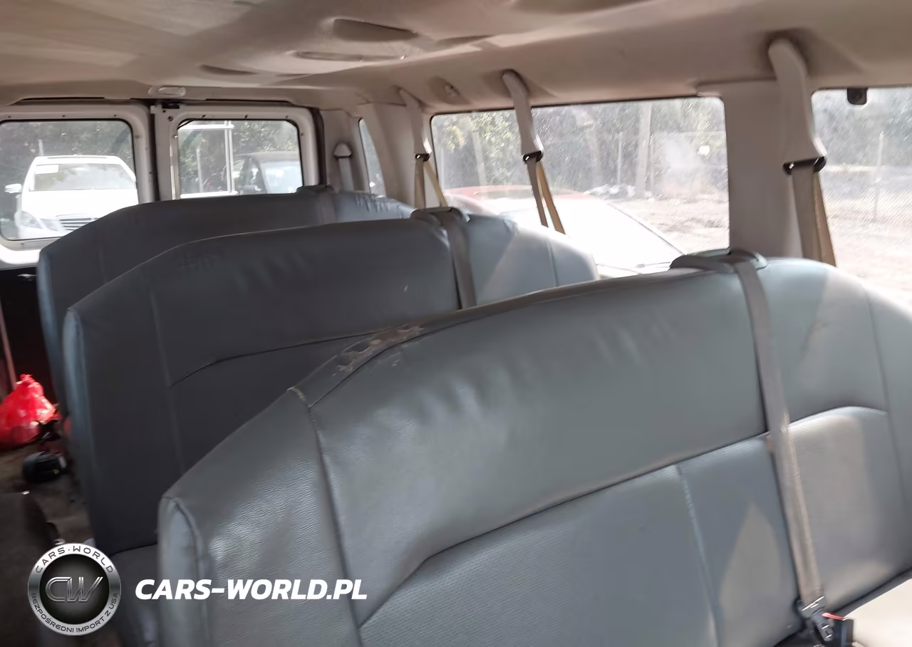 2011 Ford E-350 Super Duty Xl VIN:1FBSS3BL8BDA60815 - 8