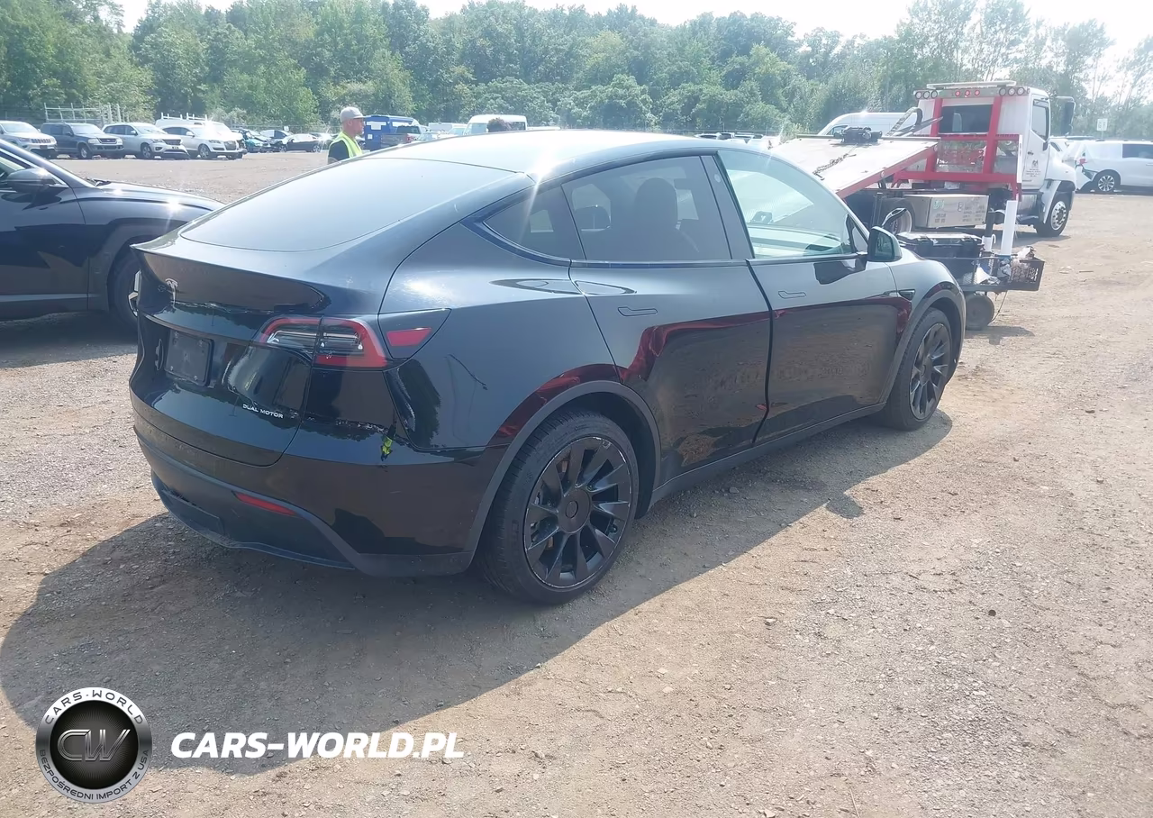 2021 Tesla Model Y Long Range Dual Motor All-Wheel Drive VIN:5YJYGAEE2MF293710 - 4