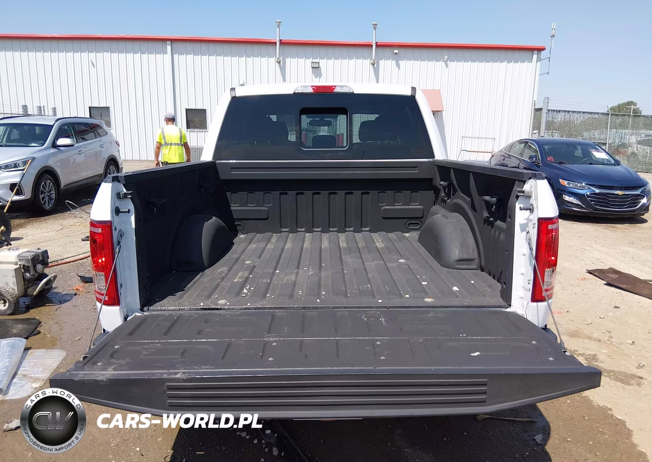 2017 Ford F-150 Xlt VIN:1FTEW1EF4HFA15746 - 17