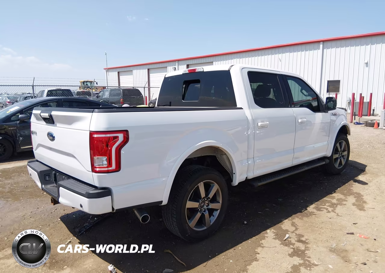 2017 Ford F-150 Xlt VIN:1FTEW1EF4HFA15746 - 4