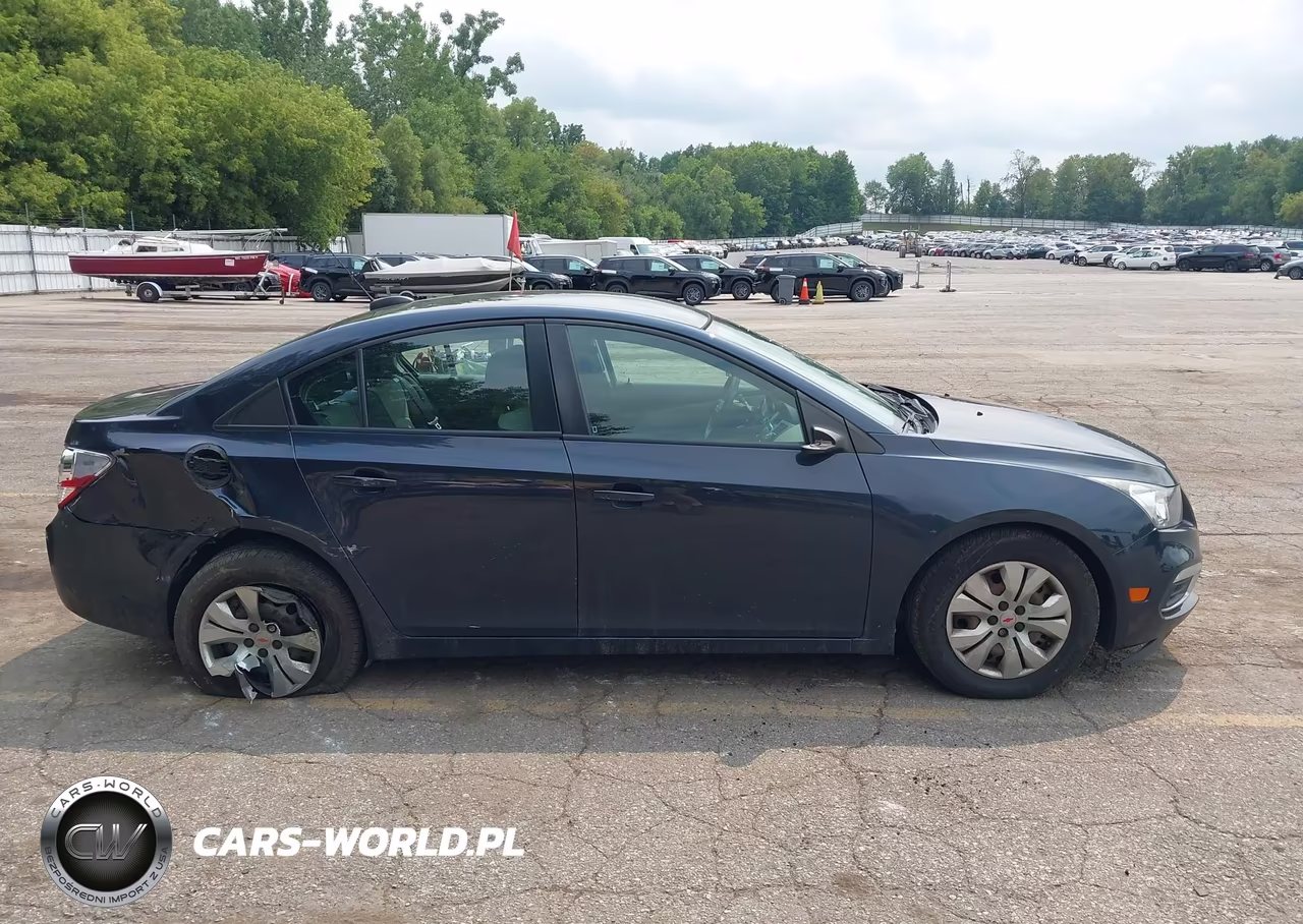 2015 Chevrolet Cruze Ls Auto VIN:1G1PA5SH2F7275325 - 13