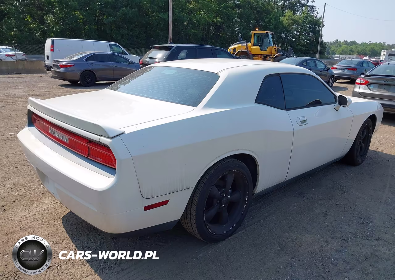 2009 Dodge Challenger Se VIN:2B3LJ44V99H563579 - 4