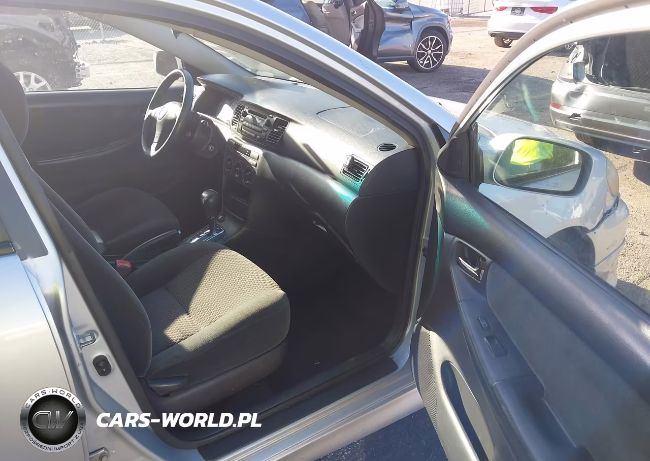 2006 Toyota Corolla S VIN:1NXBR32E76Z713418 - 5