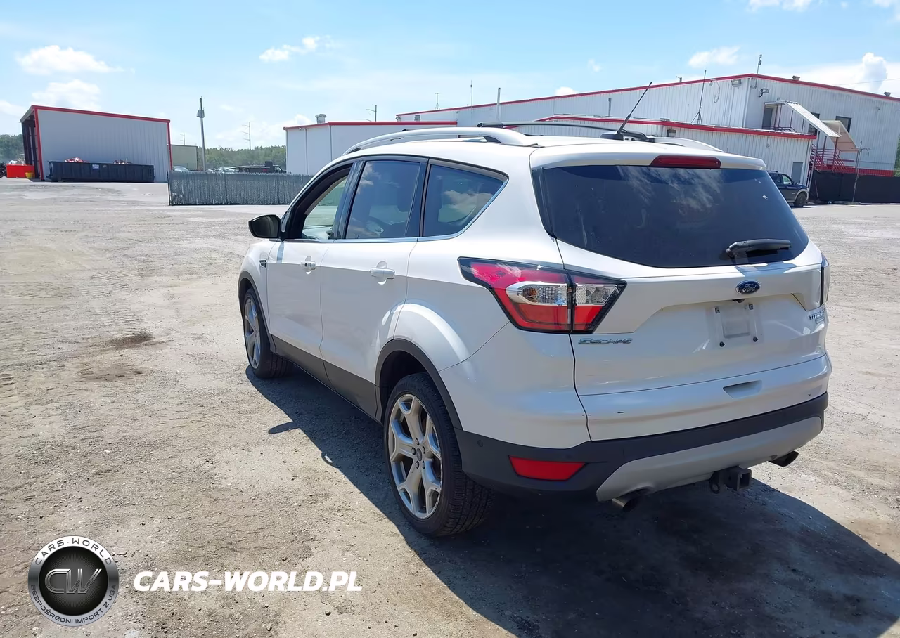 2017 Ford Escape Titanium VIN:1FMCU9J90HUA46768 - 3
