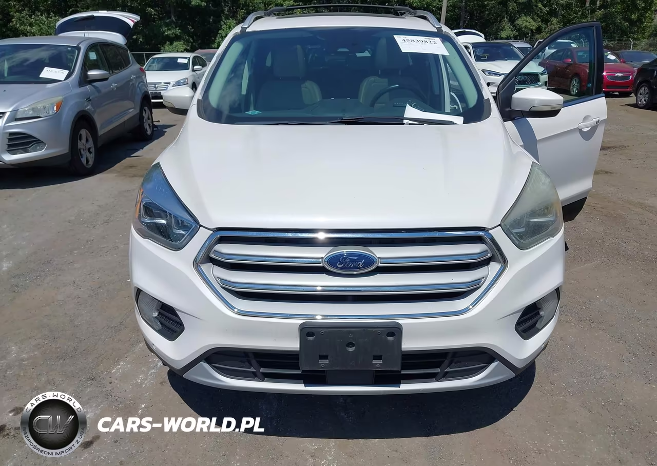 2017 Ford Escape Titanium VIN:1FMCU9J90HUA46768 - 6