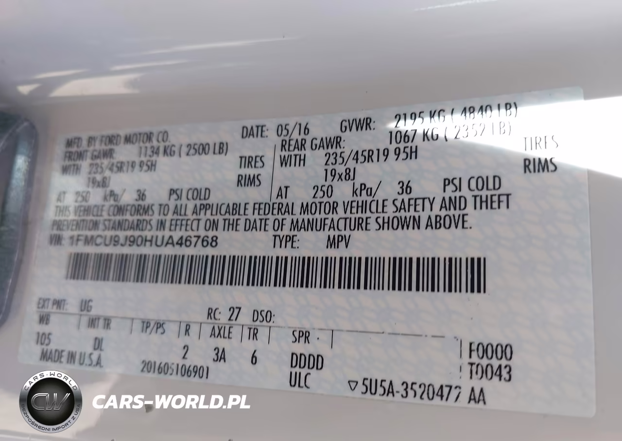 2017 Ford Escape Titanium VIN:1FMCU9J90HUA46768 - 9
