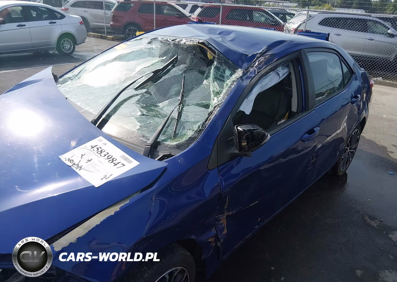 2015 Toyota Corolla S Plus VIN:5YFBURHE5FP194802 - 13