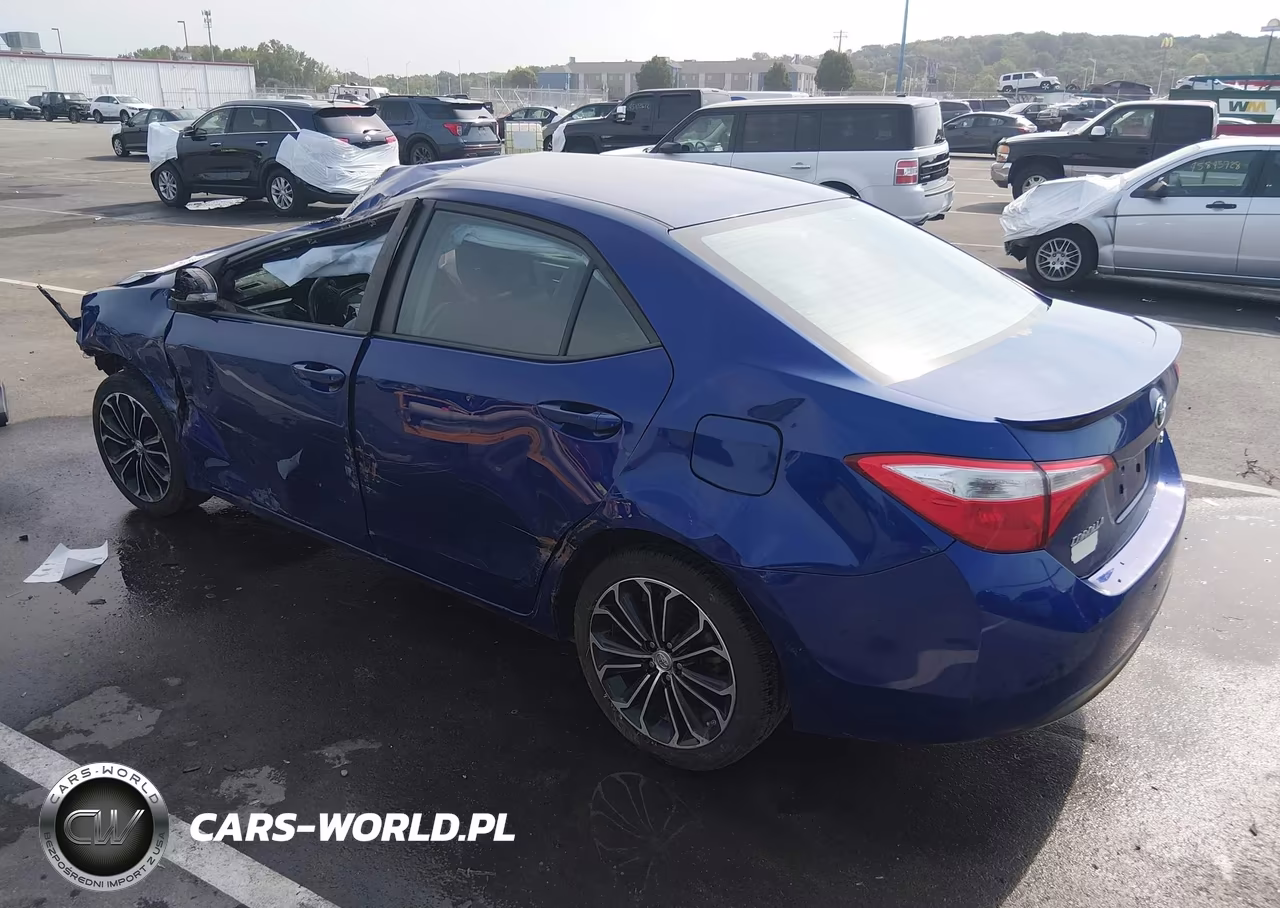 2015 Toyota Corolla S Plus VIN:5YFBURHE5FP194802 - 3