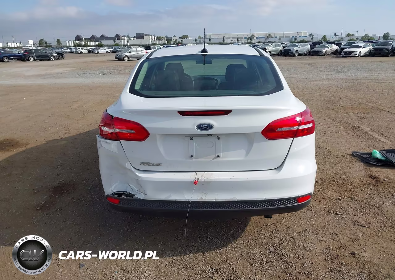 2018 Ford Focus S VIN:1FADP3E28JL278885 - 16