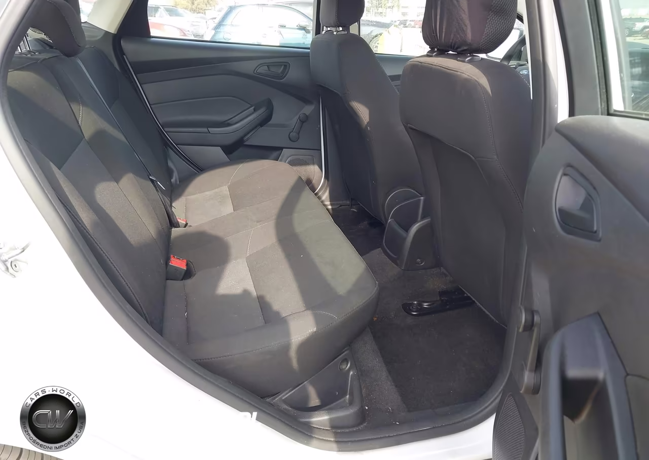 2018 Ford Focus S VIN:1FADP3E28JL278885 - 8