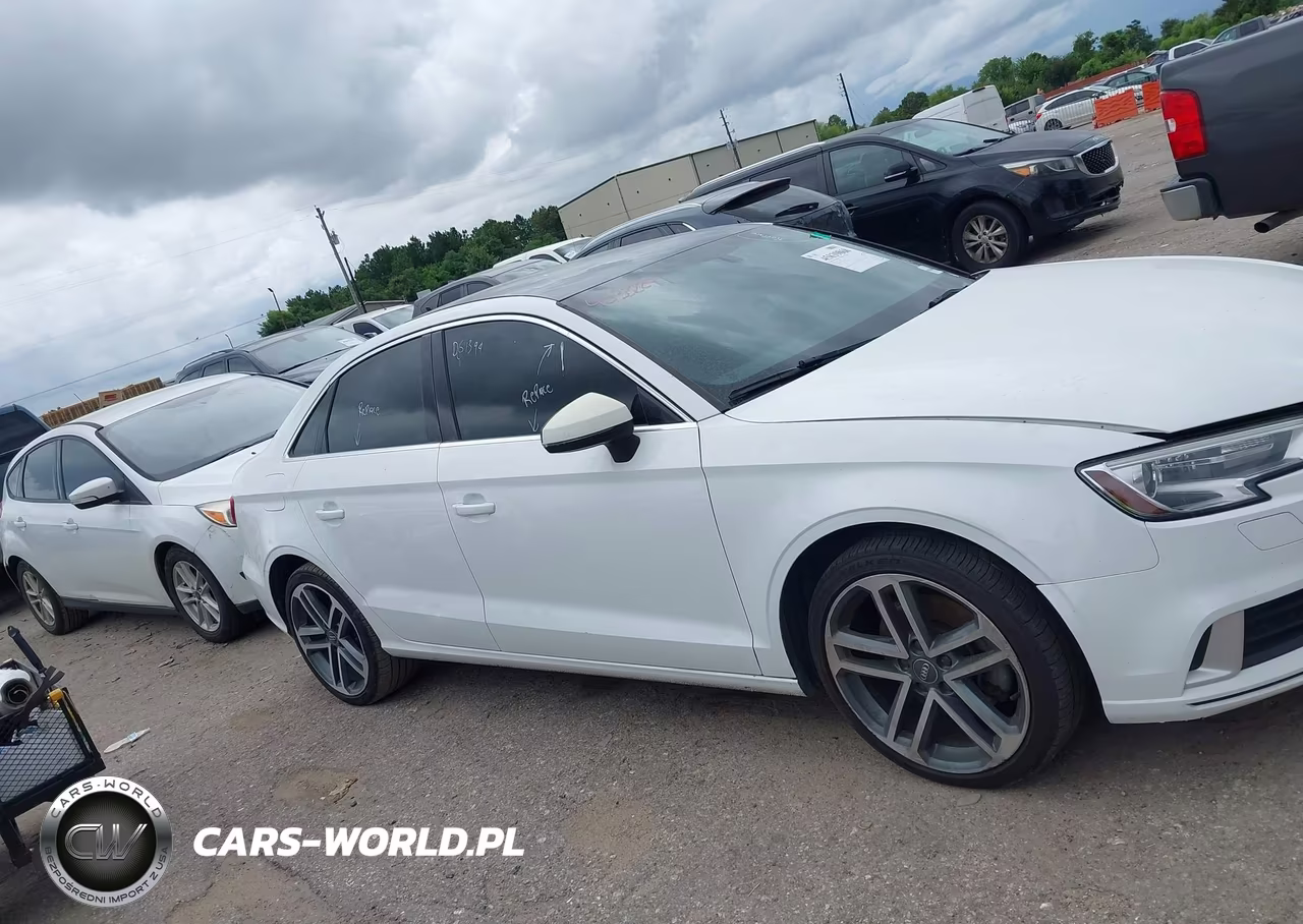 2019 Audi A3 40 Premium VIN:WAUAUGFF2K1010584 - 13
