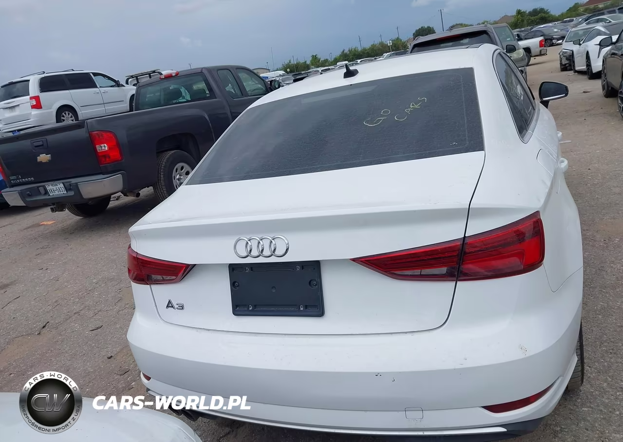 2019 Audi A3 40 Premium VIN:WAUAUGFF2K1010584 - 16