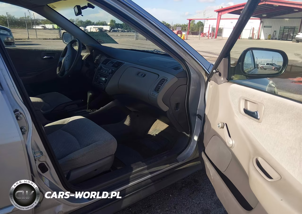 2001 Honda Accord Value Package VIN:1HGCF866X1A096996 - 5